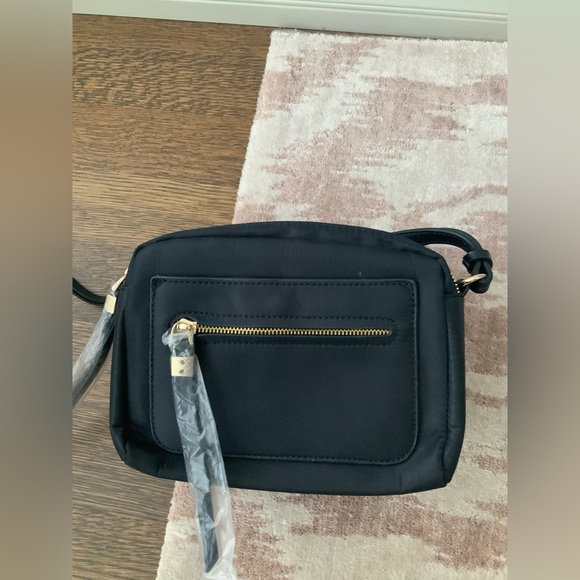 SONDRA ROBERTS SQUARED Nylon Black Double Zipper Crossbody Purse Bag BRAND NEW - Picture 10 of 13